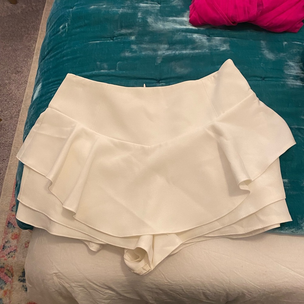 white skort